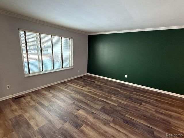 4733 Nathan, Sterling Heights, MI 48310