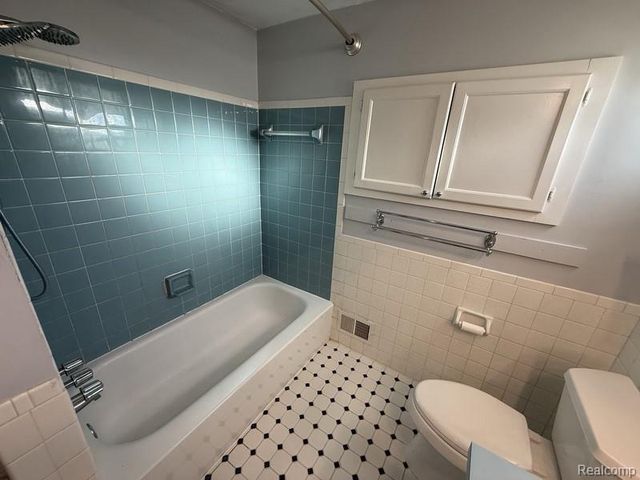 4733 Nathan, Sterling Heights, MI 48310