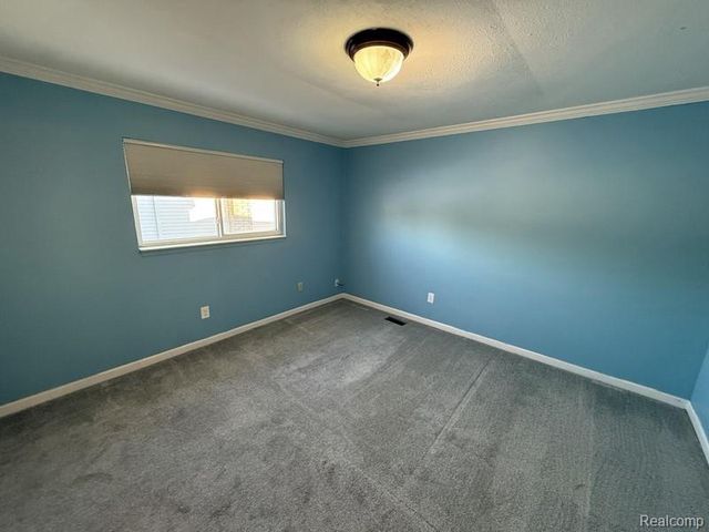 4733 Nathan, Sterling Heights, MI 48310