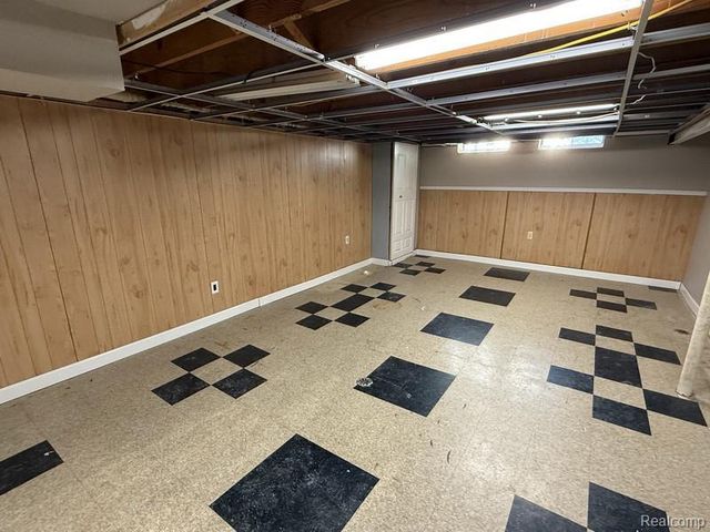 4733 Nathan, Sterling Heights, MI 48310