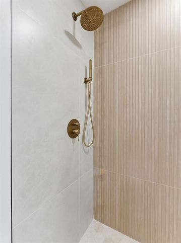 1714 W SAINT ISABEL STREET, Tampa, FL 33607