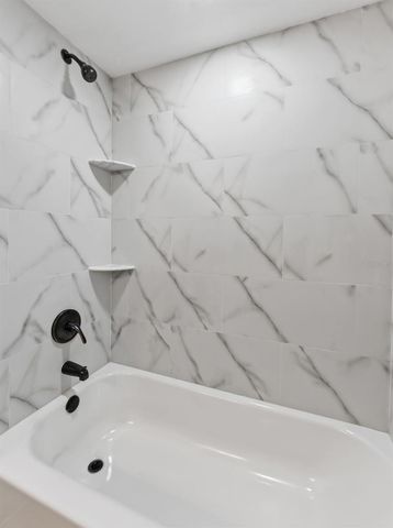 1714 W SAINT ISABEL STREET, Tampa, FL 33607