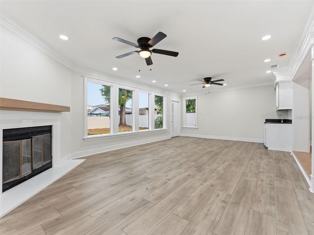 1714 W SAINT ISABEL STREET, Tampa, FL 33607