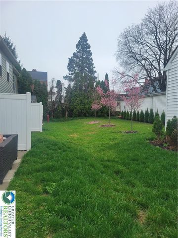 330 East Frankford Street, Bethlehem City, PA 18018