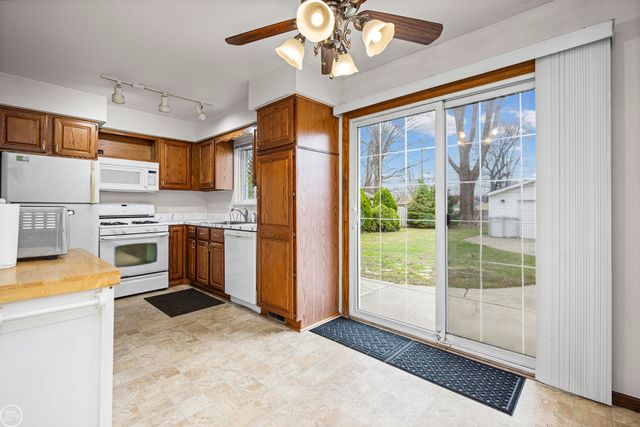 24320 Trombley Street, Clinton Twp, MI 48035