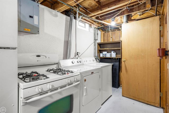 24320 Trombley Street, Clinton Twp, MI 48035