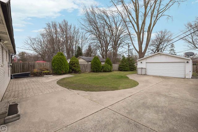 24320 Trombley Street, Clinton Twp, MI 48035