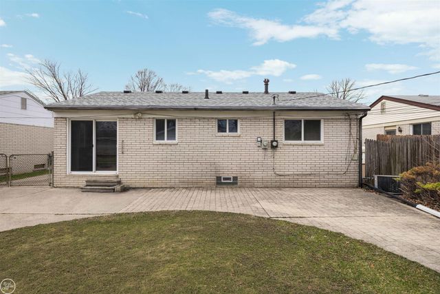 24320 Trombley Street, Clinton Twp, MI 48035