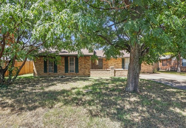 4209 Pioneer Road, Balch Springs, TX 75180