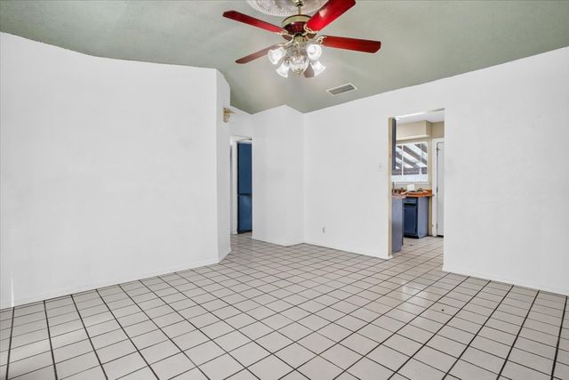 4209 Pioneer Road, Balch Springs, TX 75180