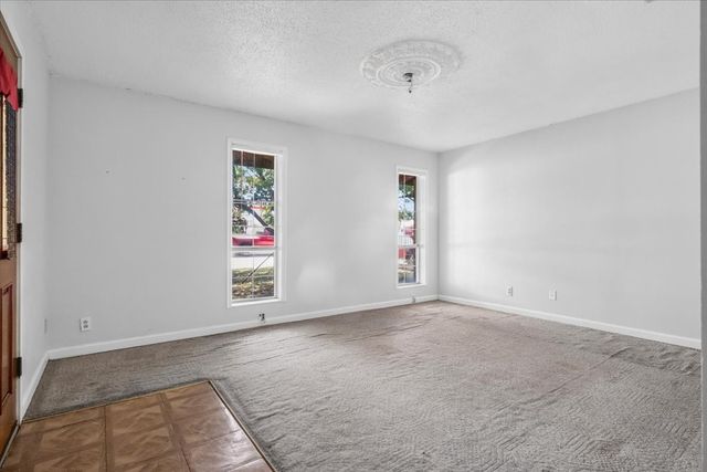 4209 Pioneer Road, Balch Springs, TX 75180