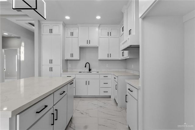 308 Valencia Drive, Donna, TX 78537