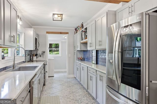 405 Holderness Street SW, Atlanta, GA 30310