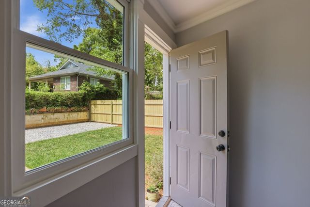 405 Holderness Street SW, Atlanta, GA 30310