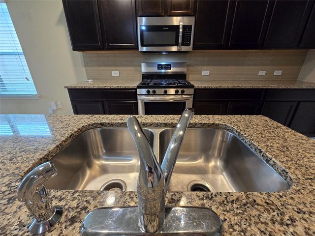 10210 Tildon Ave, Austin, TX 78754