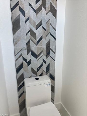 1030 NE Juanita PL, Cape Coral, FL 33909