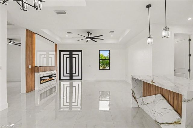 1030 NE Juanita PL, Cape Coral, FL 33909