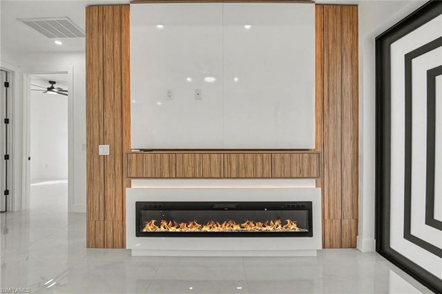 1030 NE Juanita PL, Cape Coral, FL 33909