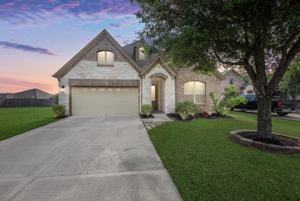 9714 Sable Canyon Drive, Richmond, TX 77406