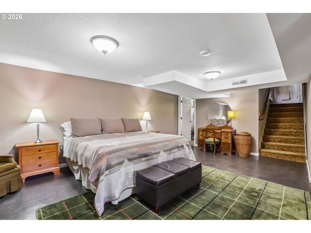 4100 CRESTON Ave, Vancouver, WA 98663