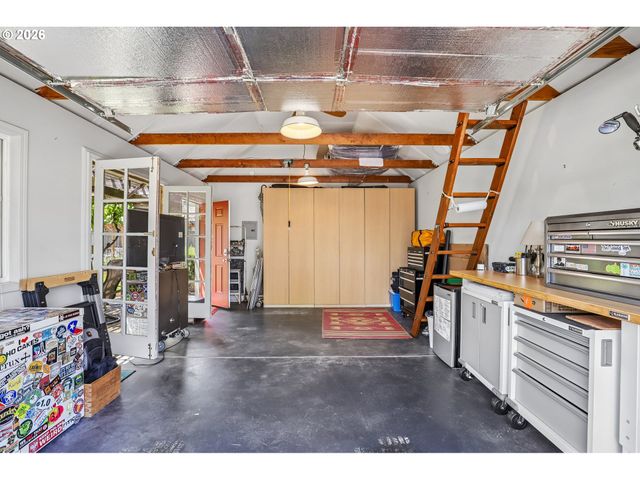 4100 CRESTON Ave, Vancouver, WA 98663