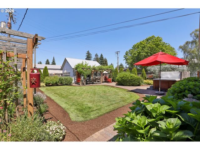 4100 CRESTON Ave, Vancouver, WA 98663