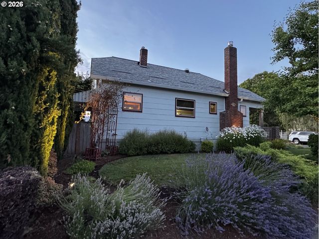 4100 CRESTON Ave, Vancouver, WA 98663