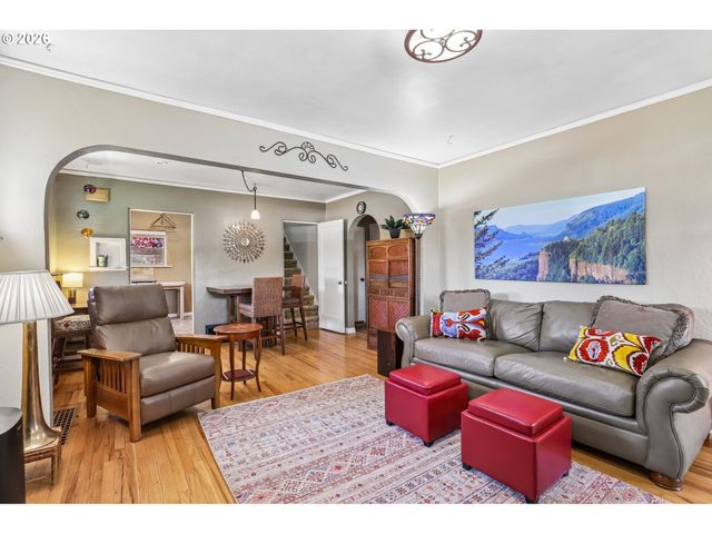 4100 CRESTON Ave, Vancouver, WA 98663