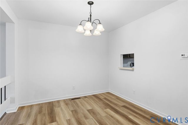 9503 Groundhog Dr, North Chesterfield, VA 23235