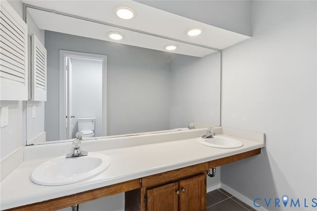 9503 Groundhog Dr, North Chesterfield, VA 23235