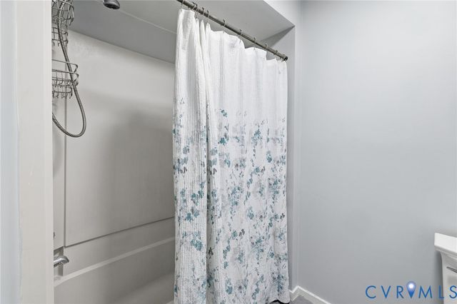 9503 Groundhog Dr, North Chesterfield, VA 23235