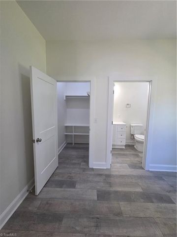 3 HAMES Street, Lexington, NC 27295