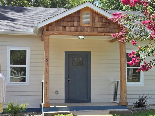 3 HAMES Street, Lexington, NC 27295