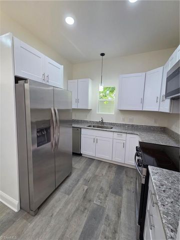 3 HAMES Street, Lexington, NC 27295