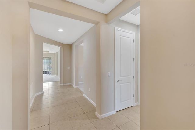 553 ADENMORE TERRACE, Deland, FL 32724