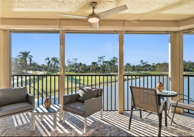 413 Augusta BLVD 302, Naples, FL 34113