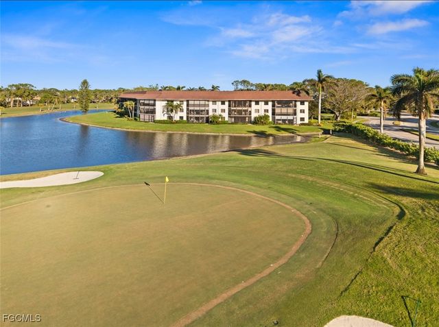 413 Augusta BLVD 302, Naples, FL 34113