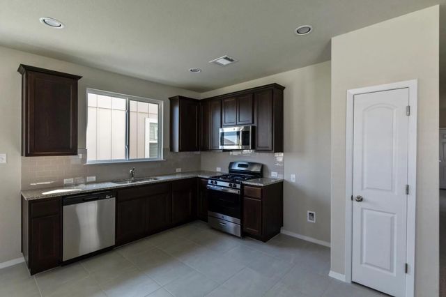 100 Fabion ST, Kyle, TX 78640