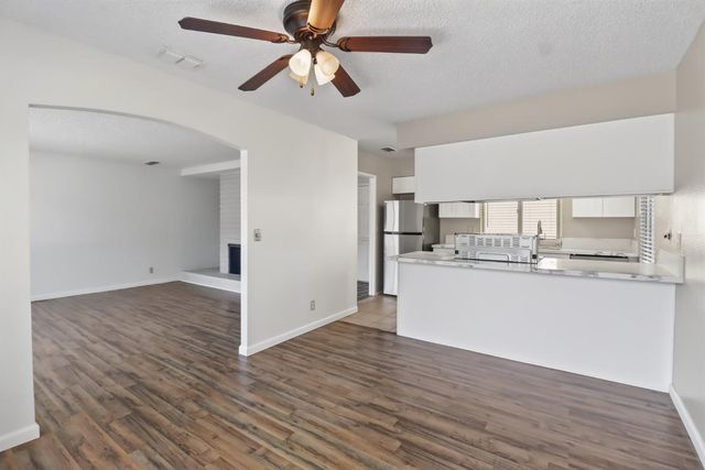 2211 Baywater Ln, Rancho Cordova, CA 95670