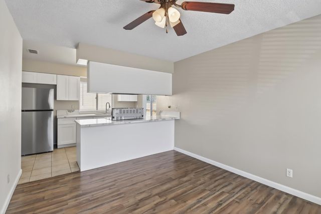 2211 Baywater Ln, Rancho Cordova, CA 95670