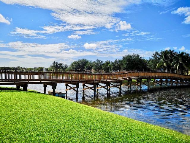 2517 Centergate Drive 203, Miramar, FL 33025