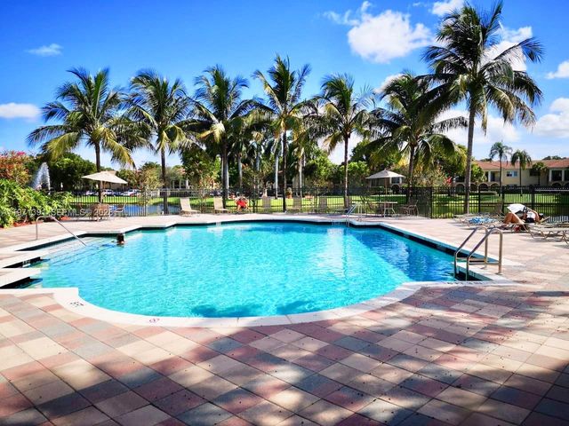 2517 Centergate Drive 203, Miramar, FL 33025