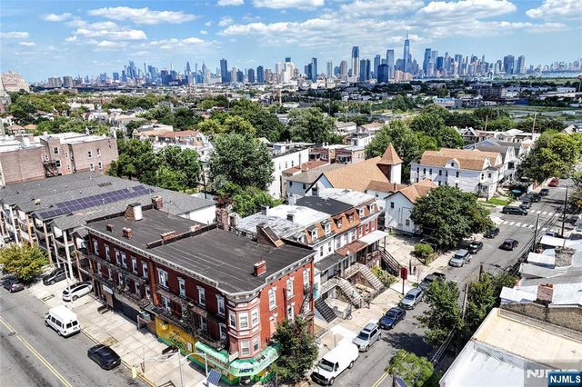 188-190 Carteret Avenue, Jersey City, NJ 07305