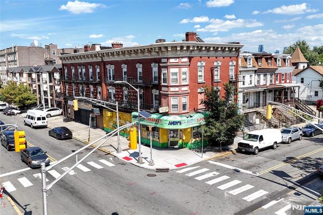 188-190 Carteret Avenue, Jersey City, NJ 07305
