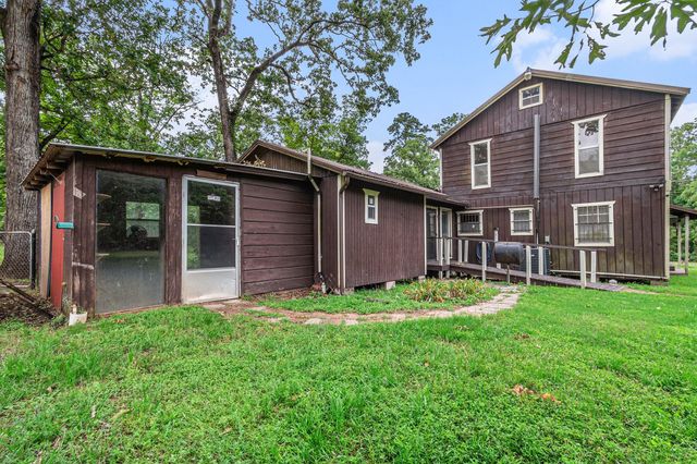 189 Lake Livingston Boulevard, Livingston, TX 77351