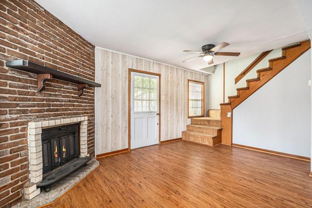 189 Lake Livingston Boulevard, Livingston, TX 77351