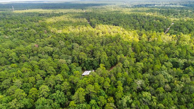 000 W Oak Drive, Huntsville, TX 77320