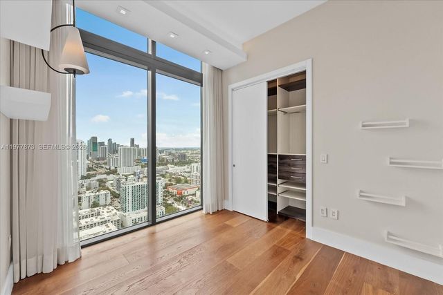 460 NE 28th St 4104, Miami, FL 33137