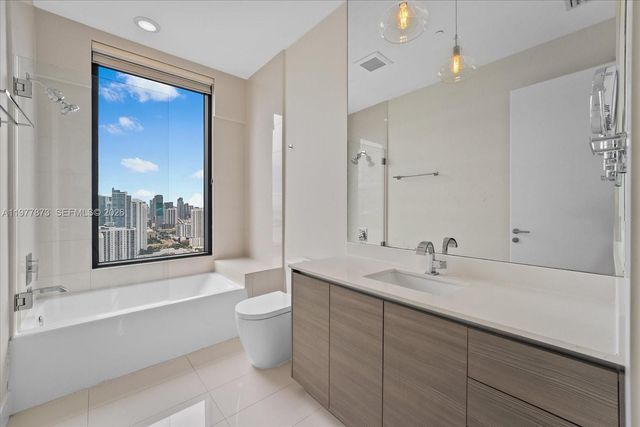 460 NE 28th St 4104, Miami, FL 33137