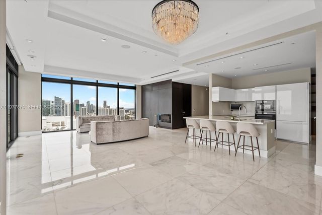 460 NE 28th St 4104, Miami, FL 33137